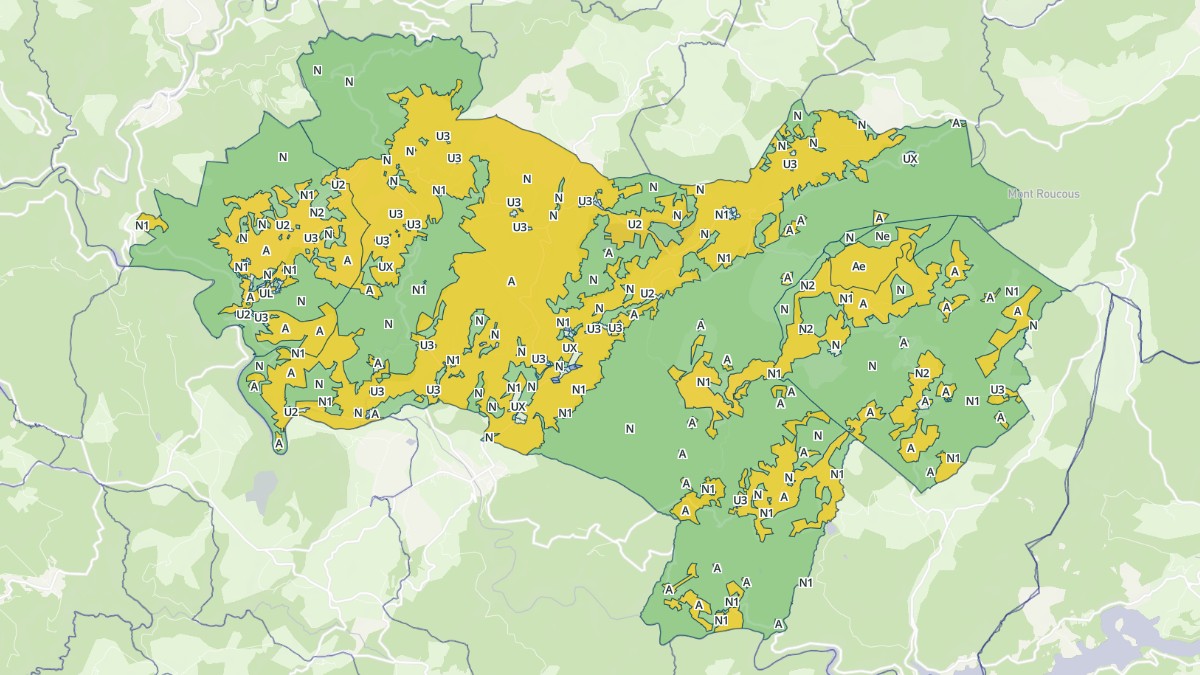 Aperçu cartographique de Fontrieu, centré sur la commune