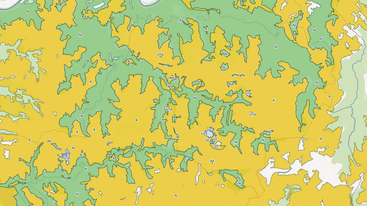 Aperçu cartographique de Le Fraysse, centré sur la commune