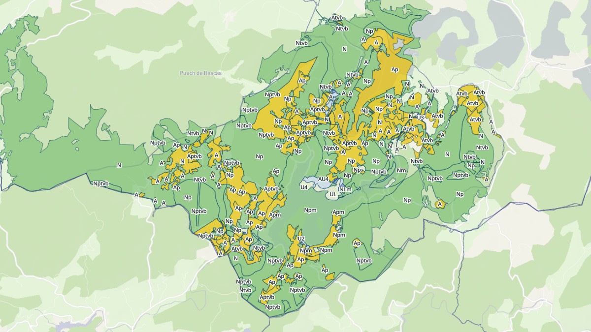 Aperçu cartographique de Nages, centré sur la commune