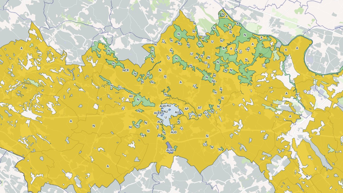 Aperçu cartographique de Puylaurens, centré sur la commune