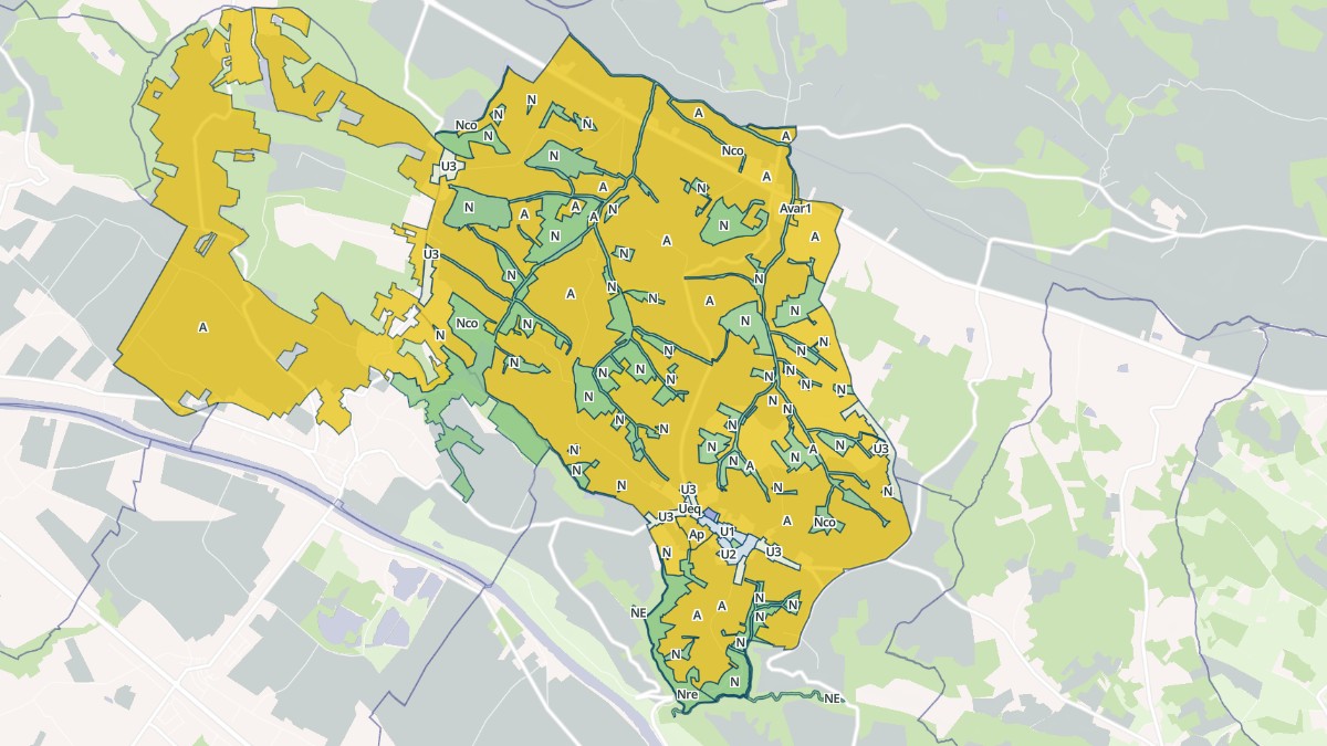 Aperçu cartographique de Varennes, centré sur la commune