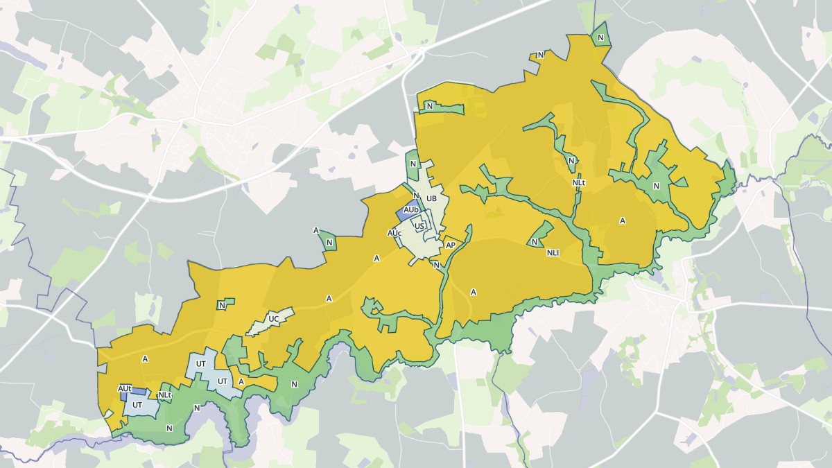 Aperçu cartographique de La Chapelle-Hermier, centré sur la commune