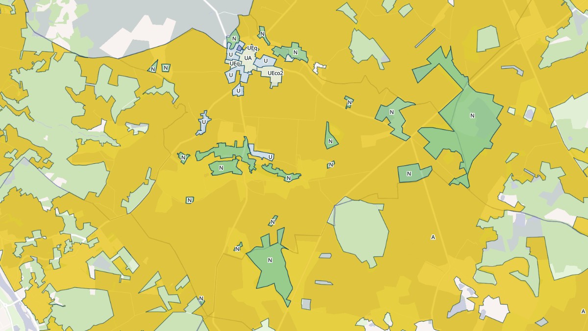 Aperçu cartographique de Chapelle-Viviers, centré sur la commune