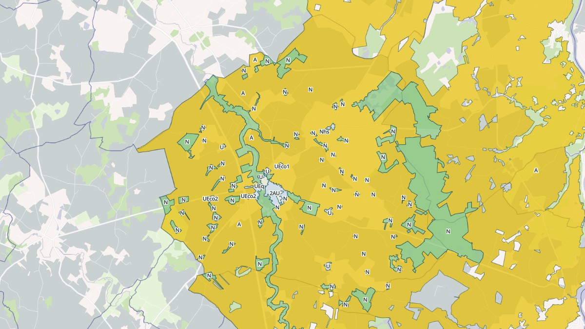 Aperçu cartographique de Usson-du-Poitou, centré sur la commune