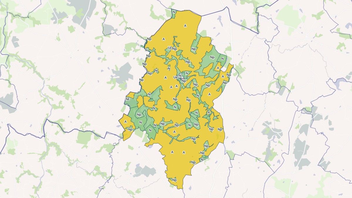 Aperçu cartographique de Azat-le-Ris, centré sur la commune