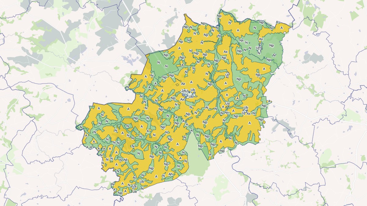 Aperçu cartographique de Val-d'Oire-et-Gartempe, centré sur la commune