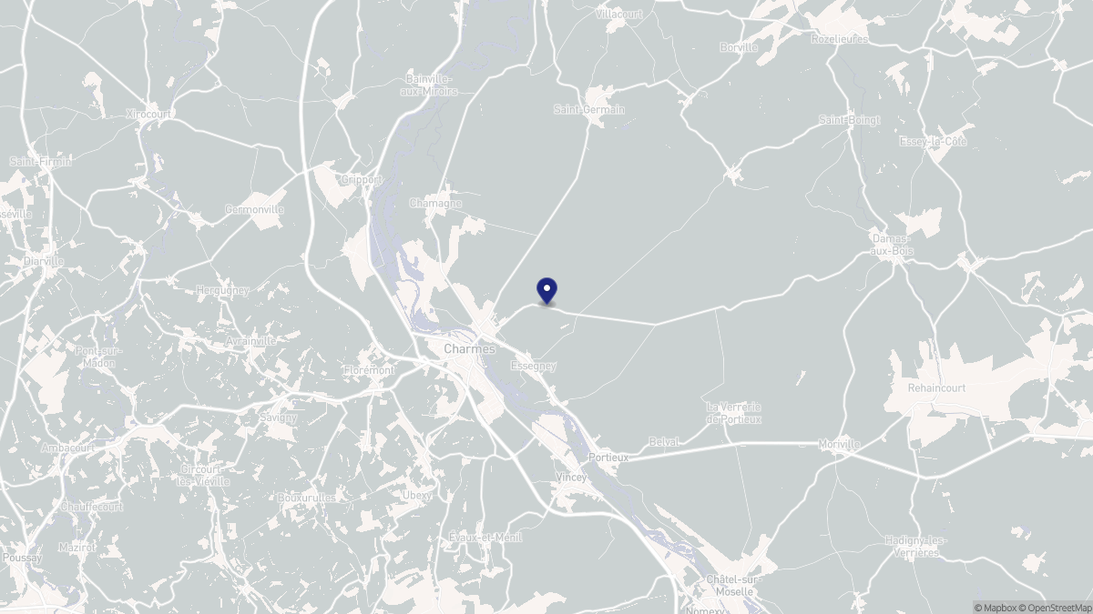 Aperçu cartographique de Charmes, centré sur la commune