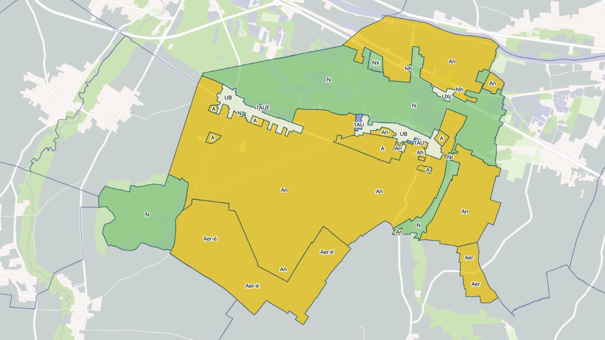 Aperçu cartographique de Champlay, centré sur la commune
