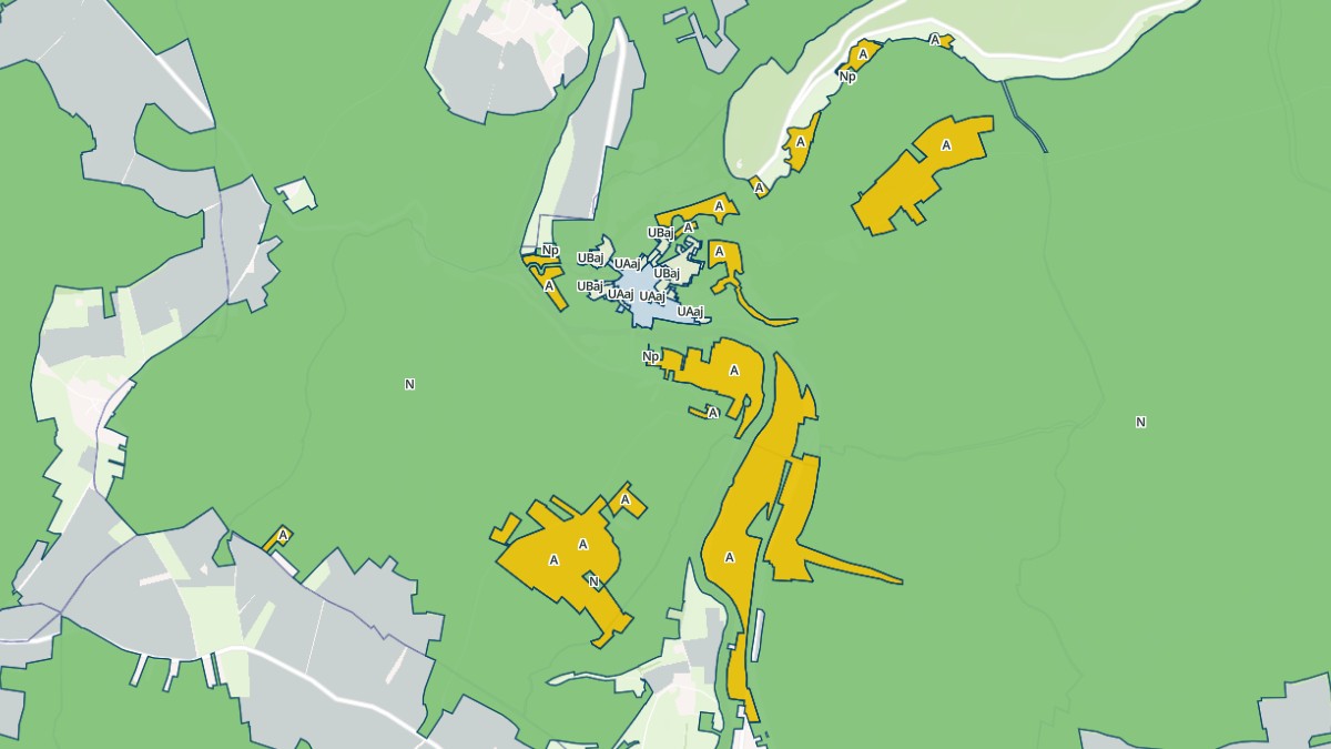 Aperçu cartographique de Voutenay-sur-Cure, centré sur la commune