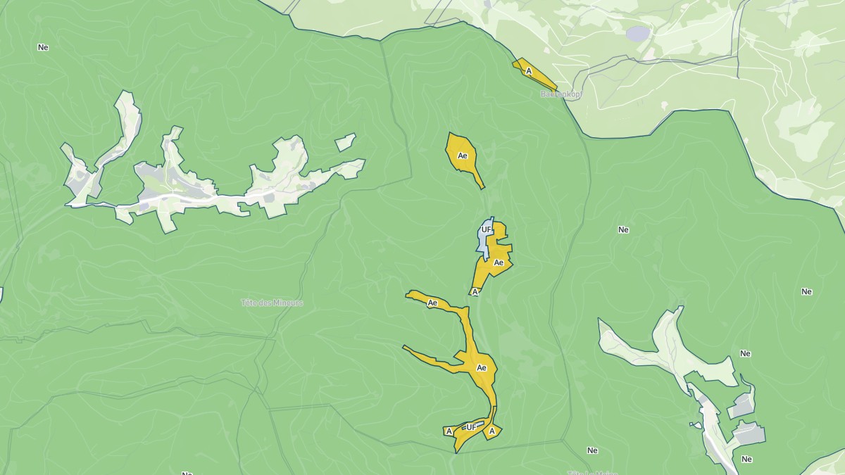 Aperçu cartographique de Lamadeleine-Val-des-Anges, centré sur la commune