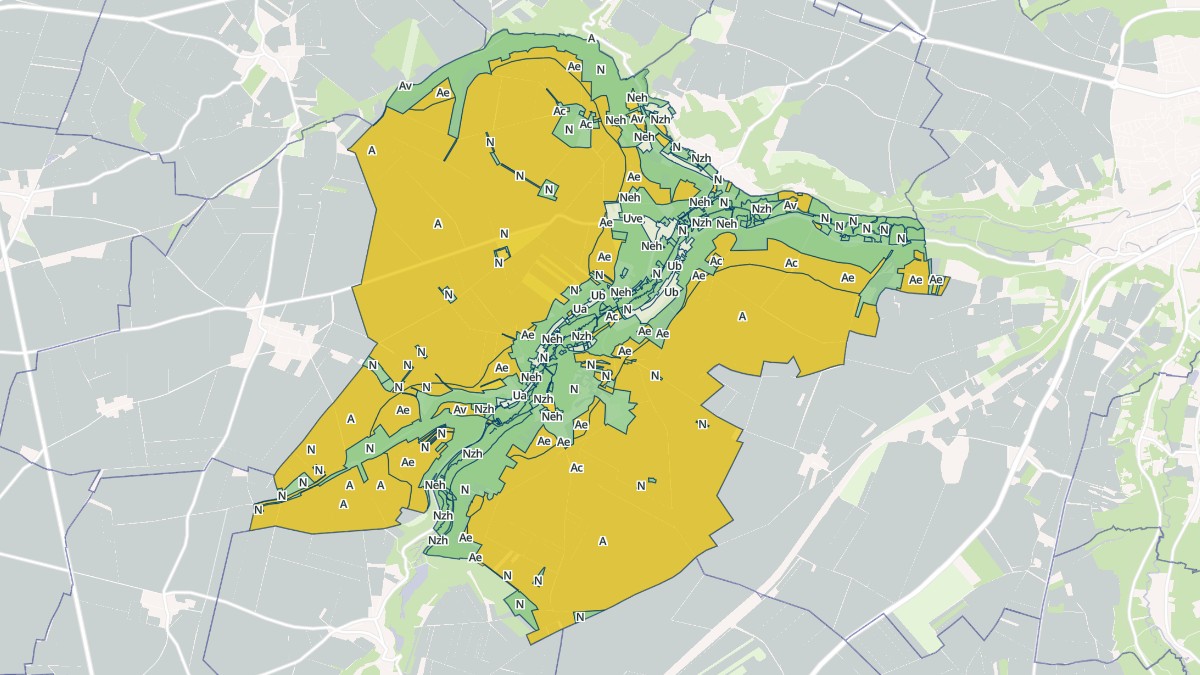 Aperçu cartographique de Chalo-Saint-Mars, centré sur la commune