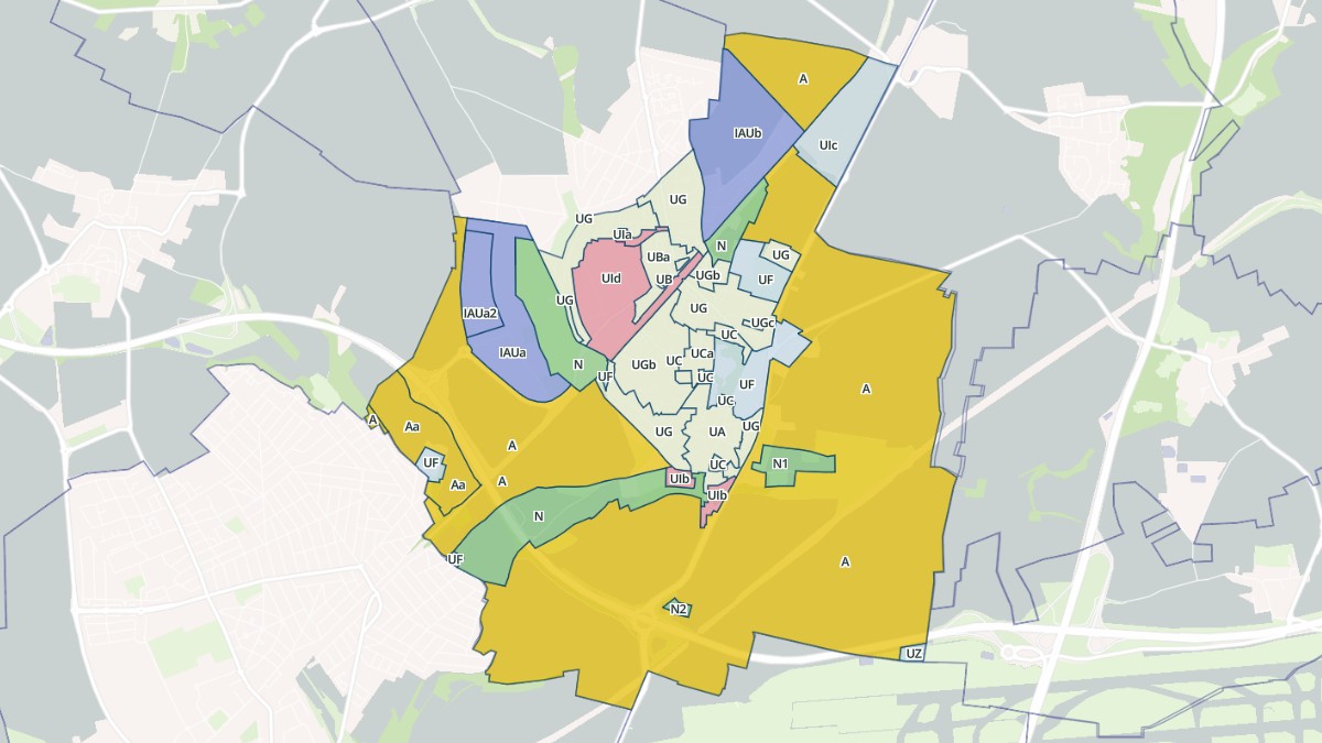 Aperçu cartographique de Louvres, centré sur la commune